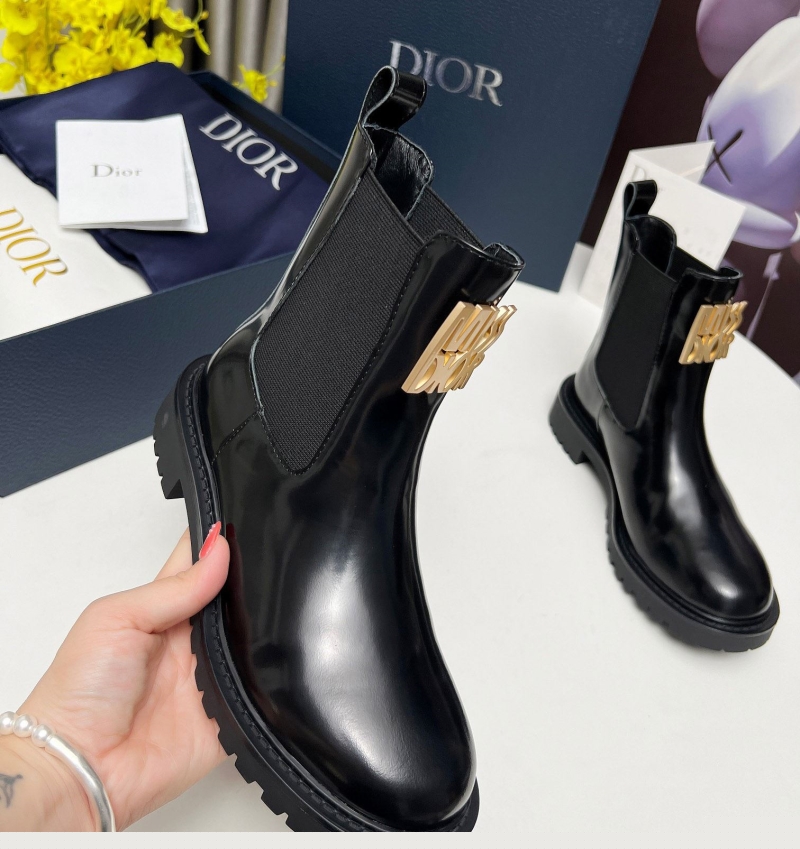 ch**an D*or boots